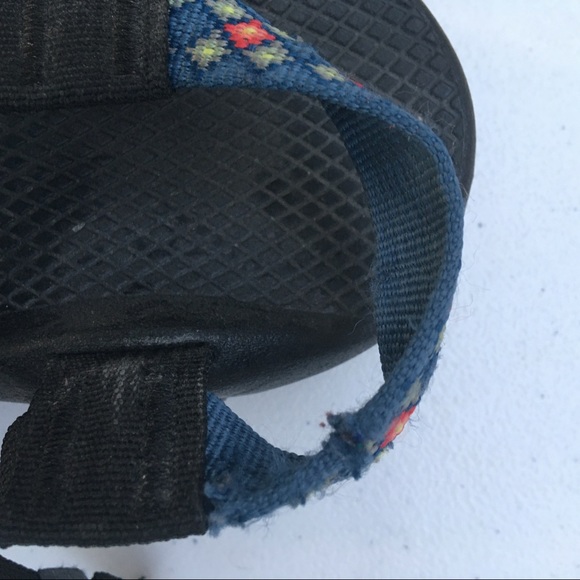 Chaco Size Women 7 Sandals - Picture 4 of 6